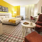 Metropolitan Hotel