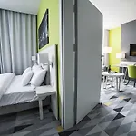 Hotel Metropolitan 4*