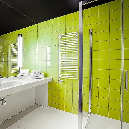 Metropolitan Hotel 4*