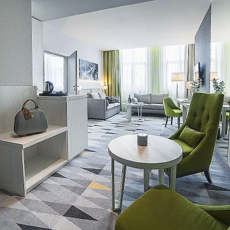Готель Metropolitan 4*