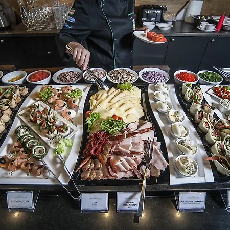 Hotel Metropolitan 4*