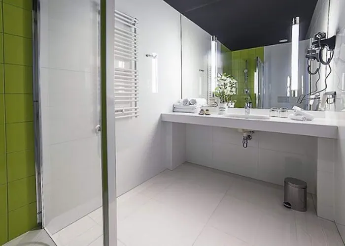 Metropolitan ホテル ジェシュフ