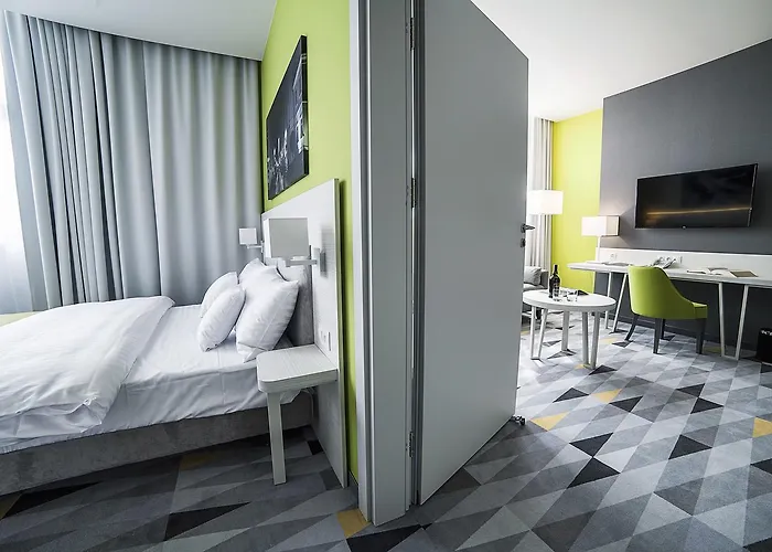 Отель Metropolitan 4*